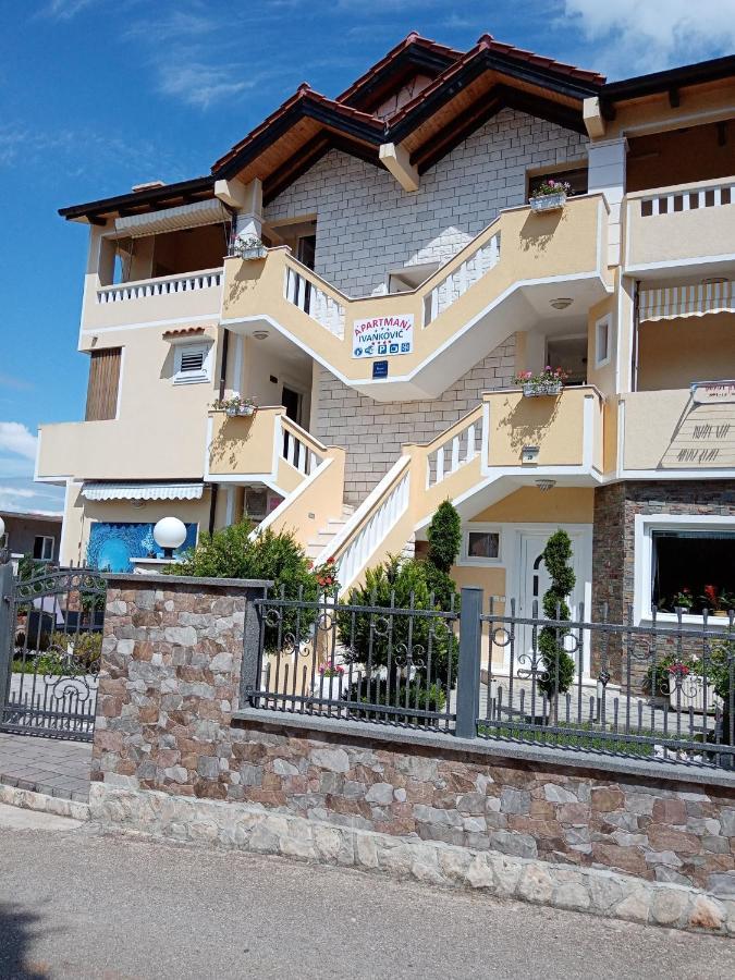 Apartments 2 Ivankovic Stari Grad  Exterior photo