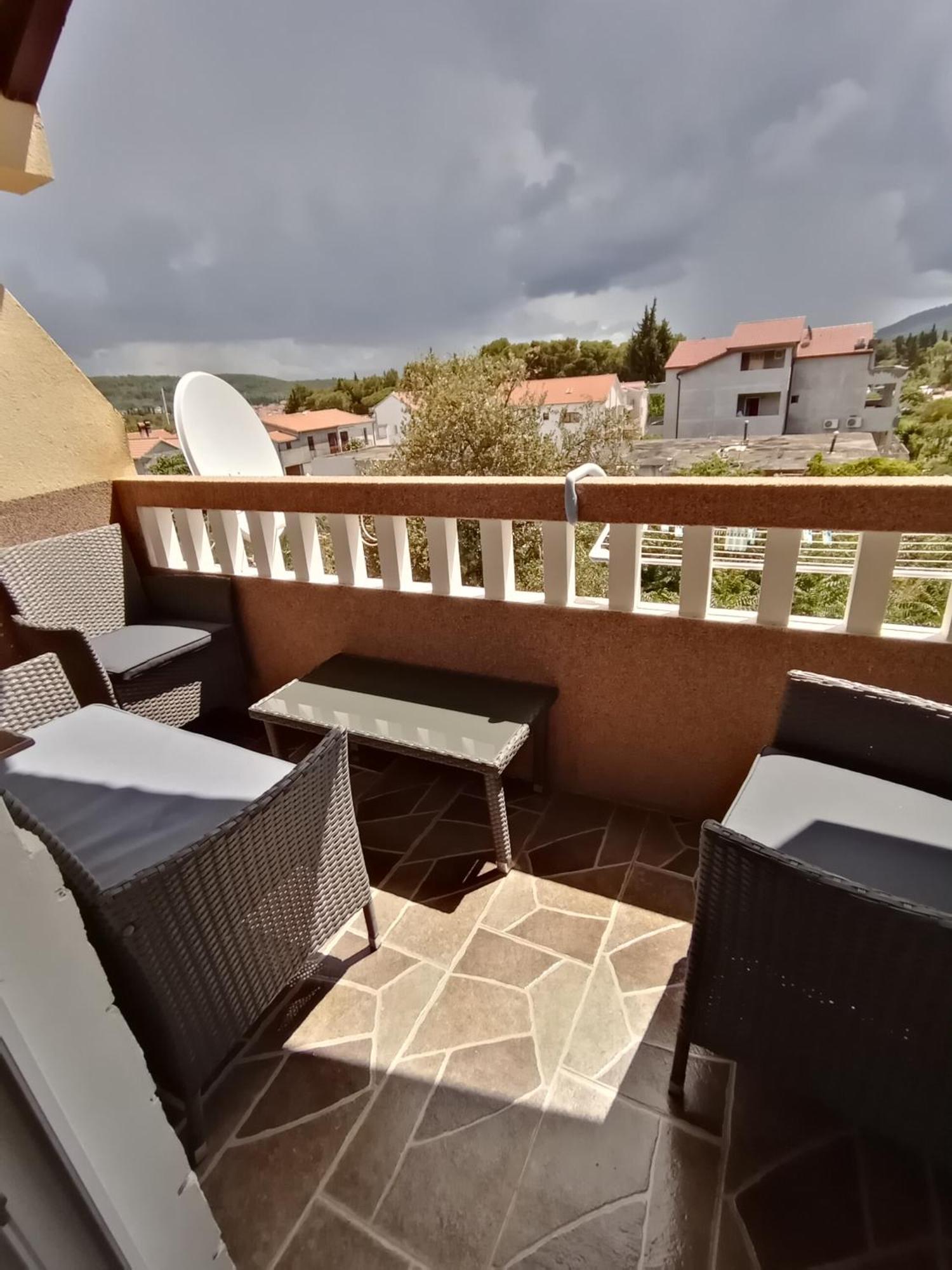 Apartments 2 Ivankovic Stari Grad  Exterior photo